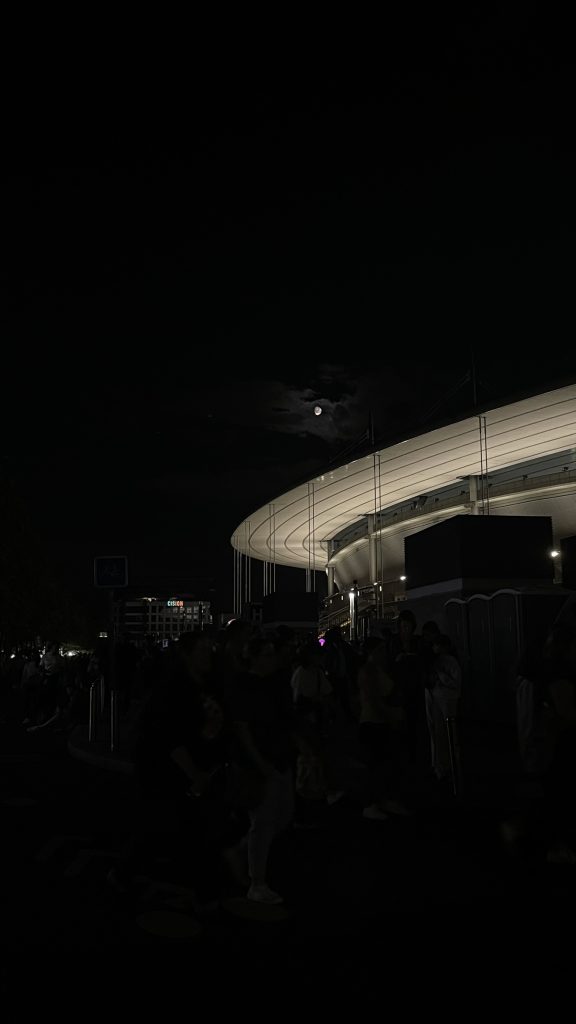 Spectacle au Stade de France, photo prise par Léa Colas.