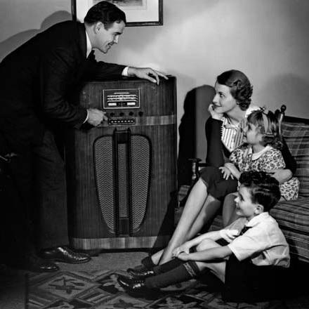 Les télénovelas et les origines des feuilletons radiophoniques
